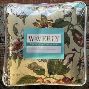 Waverly Queen Laurel Springs Parchment Floral Reversible Striped Comforter 4 pc